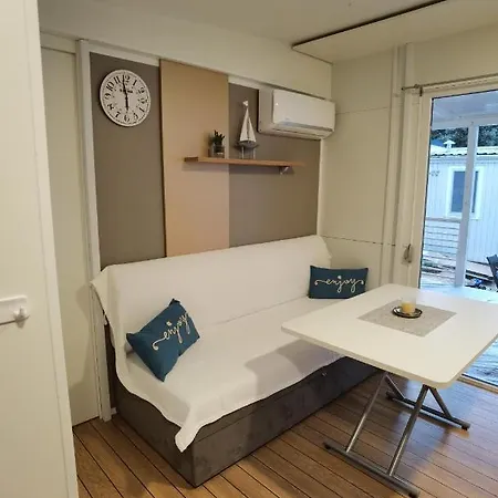 Adria Summer 4* ביוגראד נה מורו