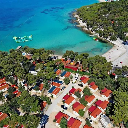 Adria Summer 4*