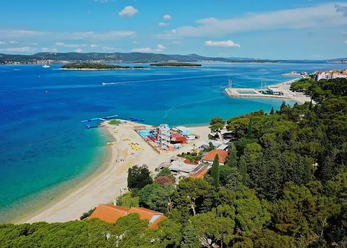 Adria Summer Kemping 4*